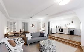 Beautiful 3 Room apartment in Kreuzberg